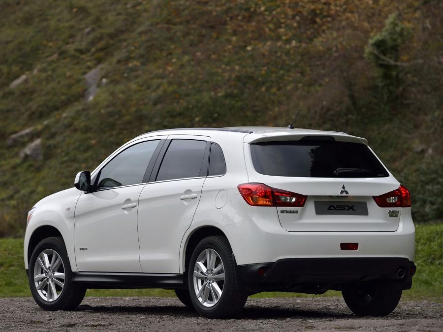  Mitsubishi ASX 4 2013 года  (UK) (фото 5 из 23)